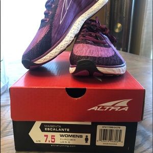 Altra Escalante New in Box!